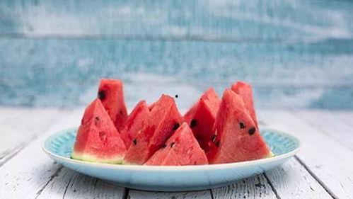 立秋吃瓜视频全集播放,视频全集带你领略秋季美食盛宴