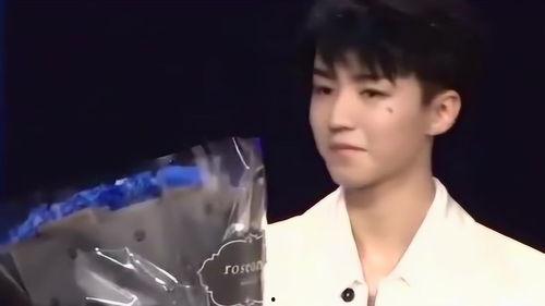 吃瓜少女王俊凯视频,揭秘娱乐圈幕后故事